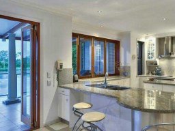 bifold-windows-15